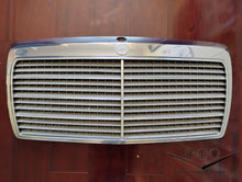 Load image into Gallery viewer, 85-93 Mercedes Benz W124 grille OEM #1248880223
