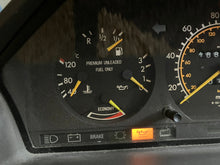 Load image into Gallery viewer, 86-93 Mercedes Benz W124  instrument cluster 168k tested OK
